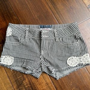 Hot Kiss - never worn, size 5 striped shorts with lace